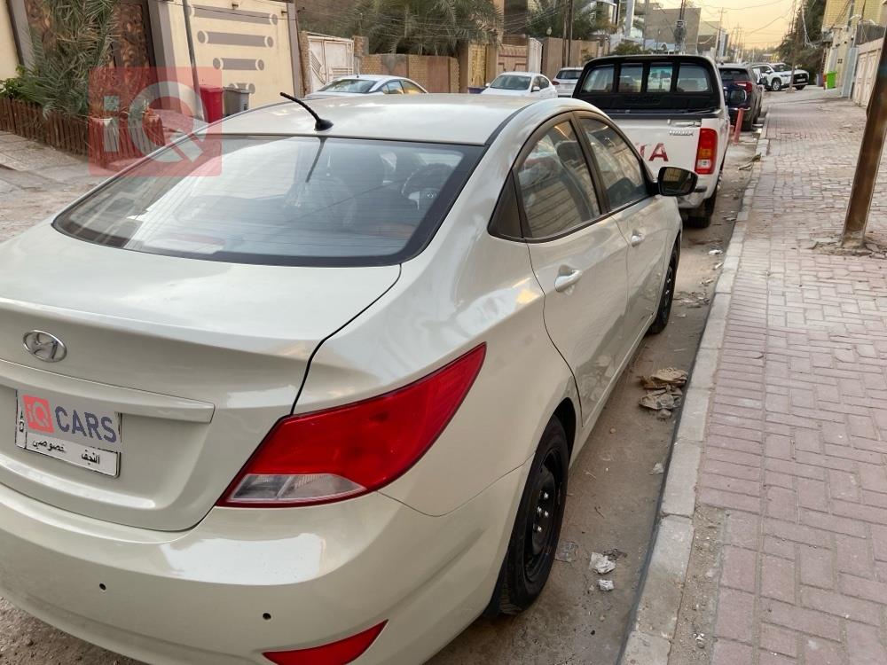 هیوندای ئەکسنت